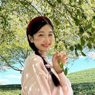 阿鹦爱说笑